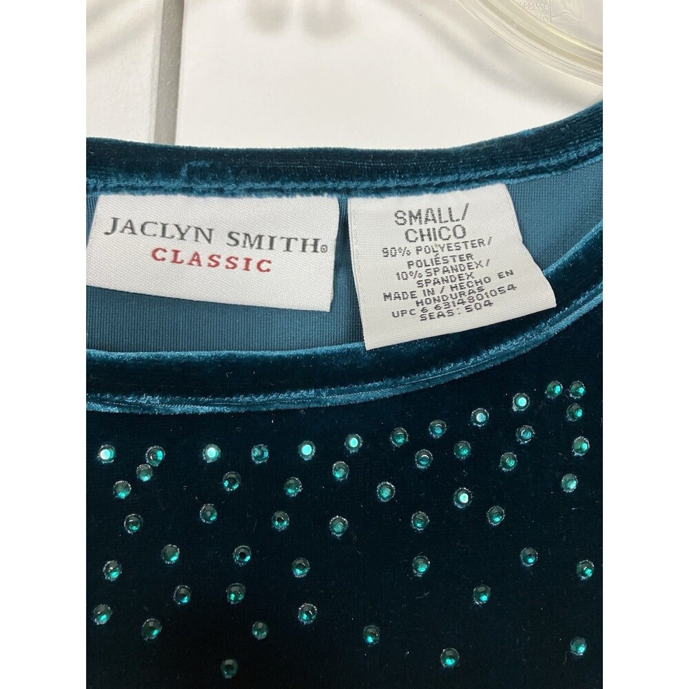 NWOT Jaclyn Smith Classic Forest Green Velvet feel Beaded Top Small - Picture 2 of 4